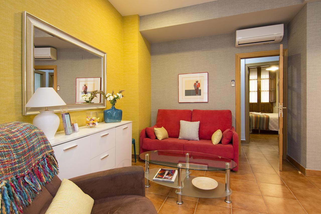 Apartamentos Turisticos Grx Granada Luaran gambar